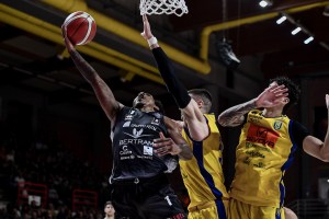 Vital ed una grande rimonta nel finale, Tortona alle Final8 di Torino