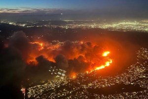 Inferno a Los Angeles: emergenza incendi e evacuazioni in corso