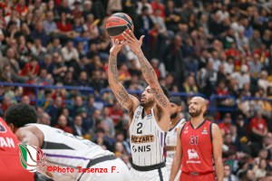 «L’Olimpia si ferma» titola la Gazzetta dello Sport
