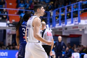 Brindisi ferma la Fortitudo. Decisiva una tripla di Calzavara