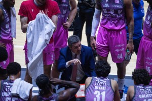 Gazzetta di Reggio: La Unahotels illude i tifosi ma Trentino rimonta e va in semifinale
