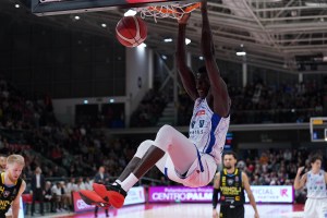 UnaHotels Reggio Emilia, Momo Faye si dichiara eleggibile per il Draft NBA