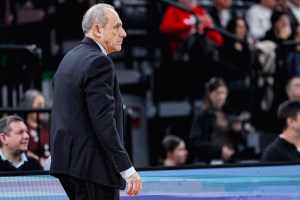 Ettore Messina: “Con l’Olimpia Milano vogliamo riuscire a riprendere i playoff di EuroLeague”