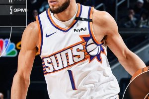 Booker trascina i Suns: 31 punti e 11 assist sui Warriors