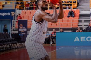 Il PAOK domina l’AEK 84-65 e vola in semifinale di Coppa