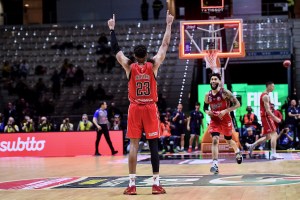Jeff Brooks la vince così! L’incredibile canestro della vittoria di Trieste
