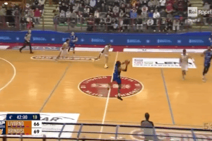 Clamoroso fischio nel finale di Livorno-Brindisi. Il club pugliese: Non possiamo far finta di niente
