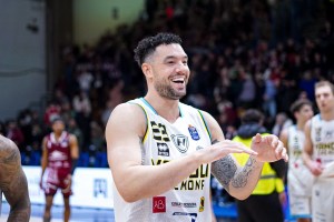 Christian Burns: Sono estremamente contento di essere tornato nel massimo campionato