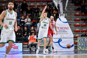 La Dinamo Sassari lotta fino alla fine, ma vince Cholet