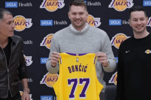 Luka Luka Doncic ufficialmente presentato da Laker: “Vorrei che Kobe e Gigi fossero qui”