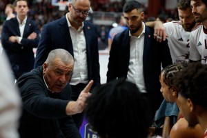 Repesa: Una partita per questa bellissima città e per il suo popolo, giocando da vera squadra