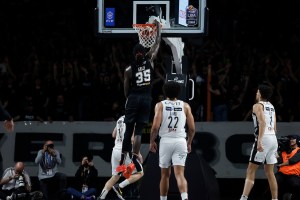 Virtus Bologna, Diouf: “Vittoria che alza il morale dopo l’Efes, Cordinier? Abbiamo bisogno che…”