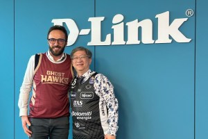 Scambio di maglie tra Dolomiti Energia Trentino e TSG GhostHawks: un ponte tra Italia e Taiwan