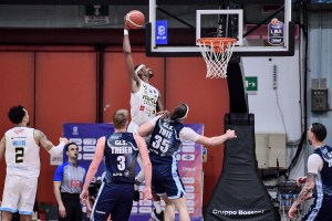 Tariq Owens Joins JDA Dijon