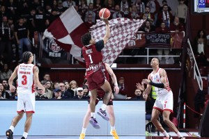 JD Notae trascina Trapani Shark: show contro Reggio Emilia