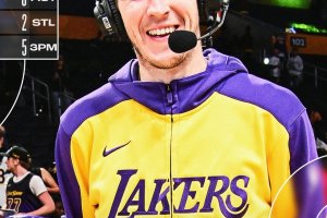 Reaves brilla, i Lakers piegano San Antonio con un Doncic quasi in tripla doppia