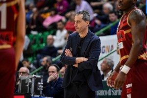 Dinamo Sassari, coach Bulleri: “Amareggiati, ma devo dare credito ai miei giocatori”