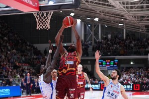 Venezia prosegue l’inseguimento ai playoff. Espugnata Reggio Emilia