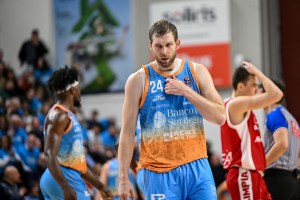 Valtur Brindisi sul mercato: trattativa per Michael Sokolowski
