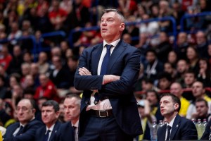Jasikevicius and Several EuroLeague’s Stars Stranded in Dubai