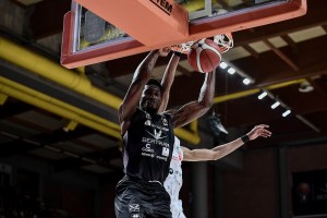 Vital ancora una volta decisivo, Tortona supera una ottima Varese