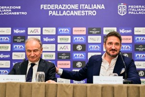 Gianni Petrucci: Pozzecco? Lavori tranquillo, poi ovvio che il risultato non possa sempre mancare