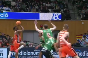 Valencia: Jean Montero drops 32 points, 8 assists in road win over Badalona