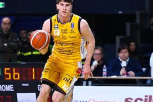 Udine non sa più perdere e vince anche a Pesaro
