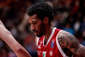 Olimpia Milano, Armoni Brooks decisivo nella corsa Scudetto: i numeri parlano chiaro