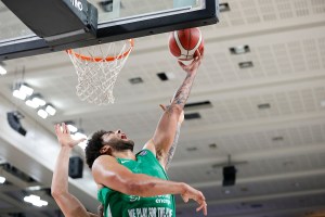 Niang saluta Trento, si tratta per trattenere Lamb