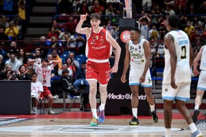 Olimpia Milano, Suigo: “Voglio migliorare il mio palleggio. Il mio mentore? Nikola Mirotic”