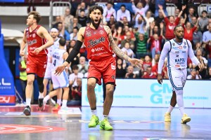 La Pallacanestro Trieste sfiora il 110 e lode, Napoli ko