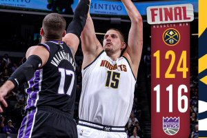 Jokic firma la 32ª tripla doppia, Denver batte Sacramento 124-116 nella prima senza Malone
