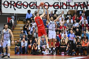 Pallacanestro Trieste, due giornate di squalifica al campo dopo i fatti contro Trento