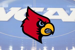 Louisville premia Pat Kelsey: rinnovo fino al 2030 e aumento da un milione