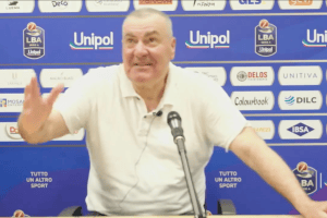 “Per il Napoli è già fatta, per noi…”. Jasmin Repesa show in sala stampa