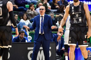 Derthona Basket, il commento di Walter De Raffaele dopo il ko con Sassari