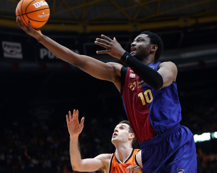 Chimezie Metu