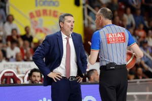 Pallacanestro Reggiana, Priftis ridisegna la difesa con Echenique e Williams