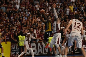 La Libertas Livorno non sbaglia: vittoria in gara 5 e salvezza conquistata