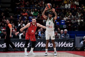 Crvena Zvezda reportedly to make an offer to Lorenzo Brown