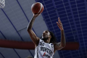 Virtus Bologna, colpo al ginocchio per Matt Morgan