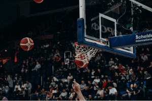 I 10 punteggi più alti di sempre nelle Gare NBA -Gli Score Basket che ha scioccato i fan