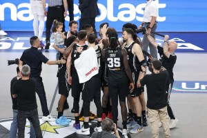 Repubblica-Bologna: La Virtus batte Trapani e si prende il primo posto