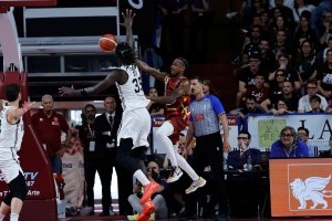 Reyer Venezia, missione semifinale: con fiducia verso la ‘bella’ di Bologna