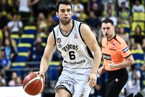 Berk Uğurlu resta al Beşiktaş