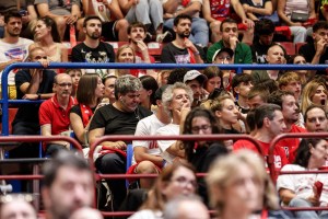 La Pallacanestro Olimpia Milano ha regalato un’esperienza immersiva ai tifosi con disabilità visive