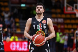 Givova Scafati, Lorenzo Caroti in campo contro Verona