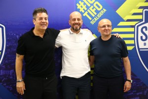 Demis Cavina: La squadra sta discretamente bene. Abbiamo un problema con Poser