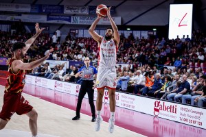 Valtur Brindisi vicina a Ethan Esposito: si tratta la risoluzione con Varese